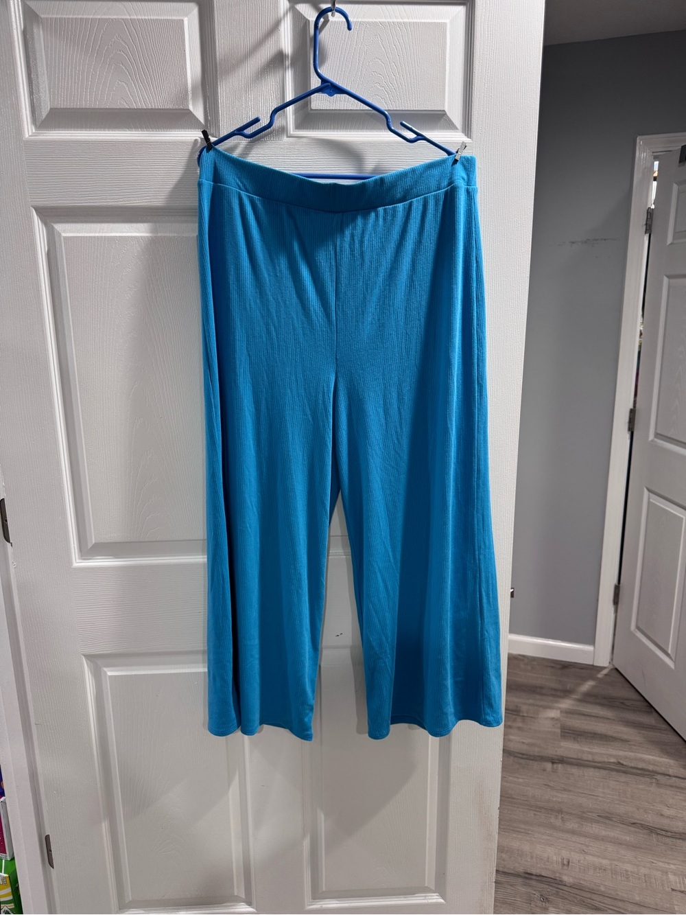Dressed in LALA Bright Turquoise Wide-Leg Crop Pants